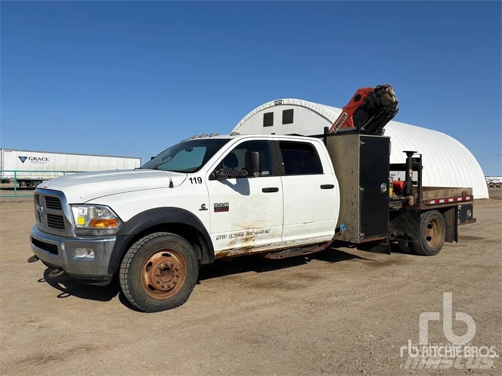 RAM 5500 Pikapai / Bortiniai sunkvežimiai