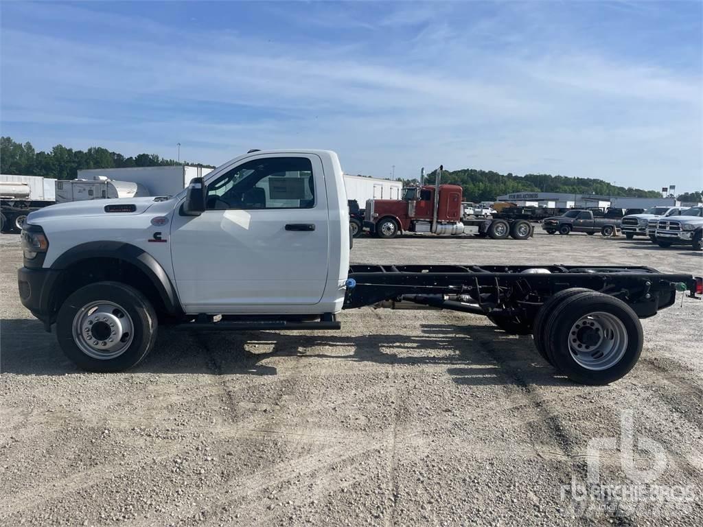 RAM 5500 Važiuoklė su kabina