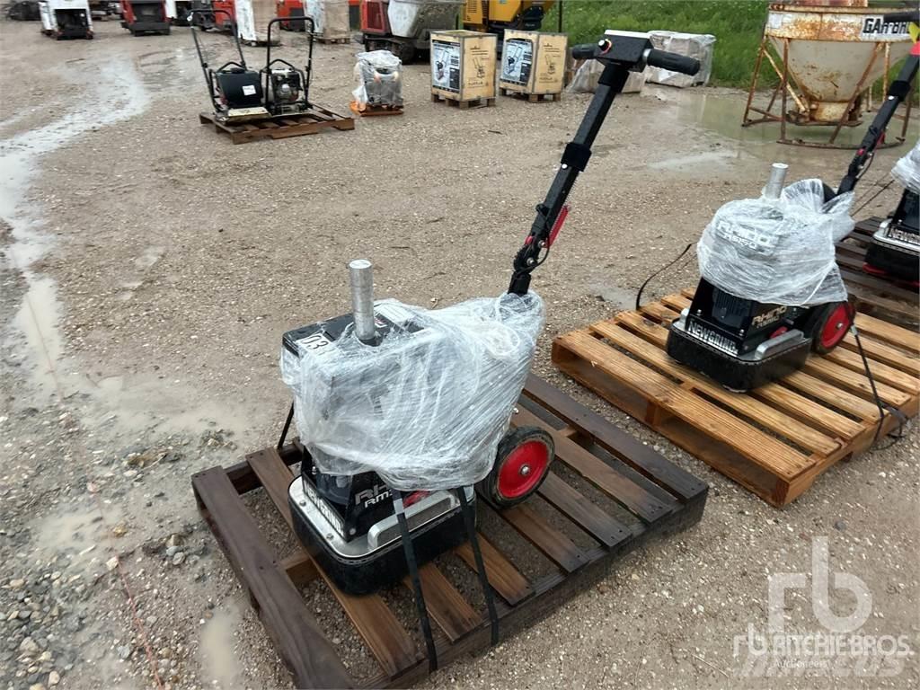 Rhino RM350 Statyba - Kita
