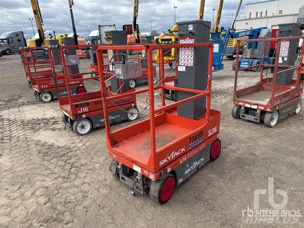 SkyJack SJ16 Keltuvai, gervės ir medžiagų liftai
