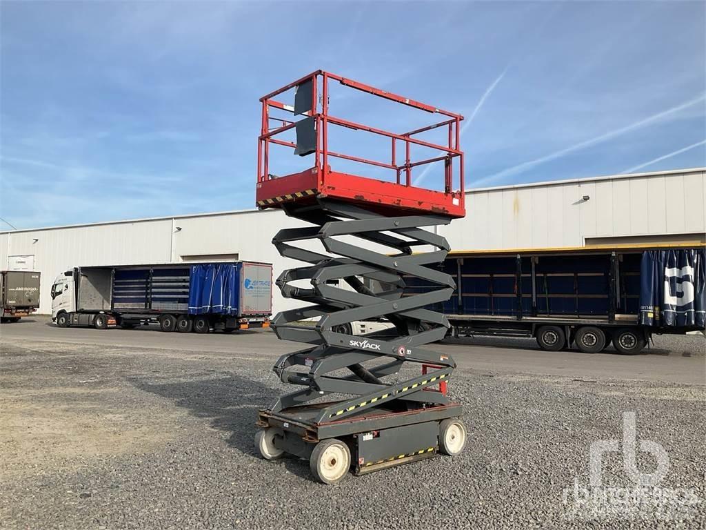 SkyJack SJ4632 Žirkliniai keltuvai