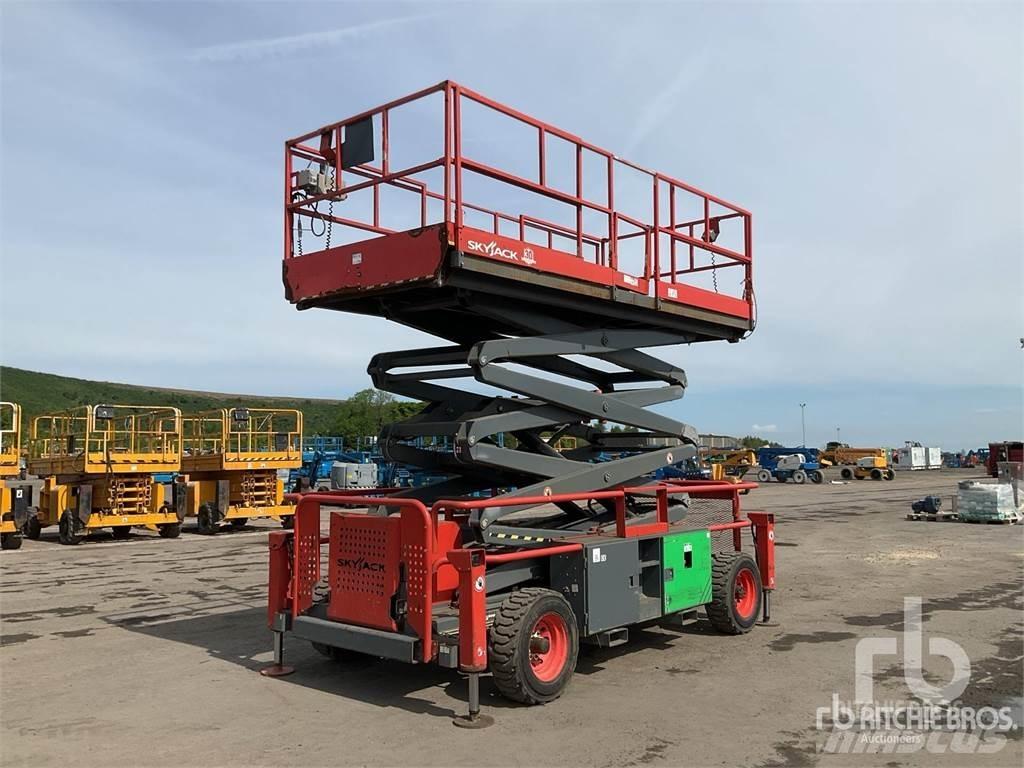SkyJack SJ9241 Žirkliniai keltuvai