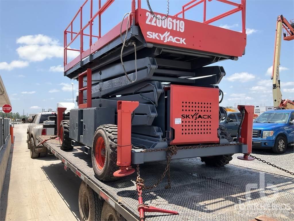 SkyJack SJ9250 Žirkliniai keltuvai