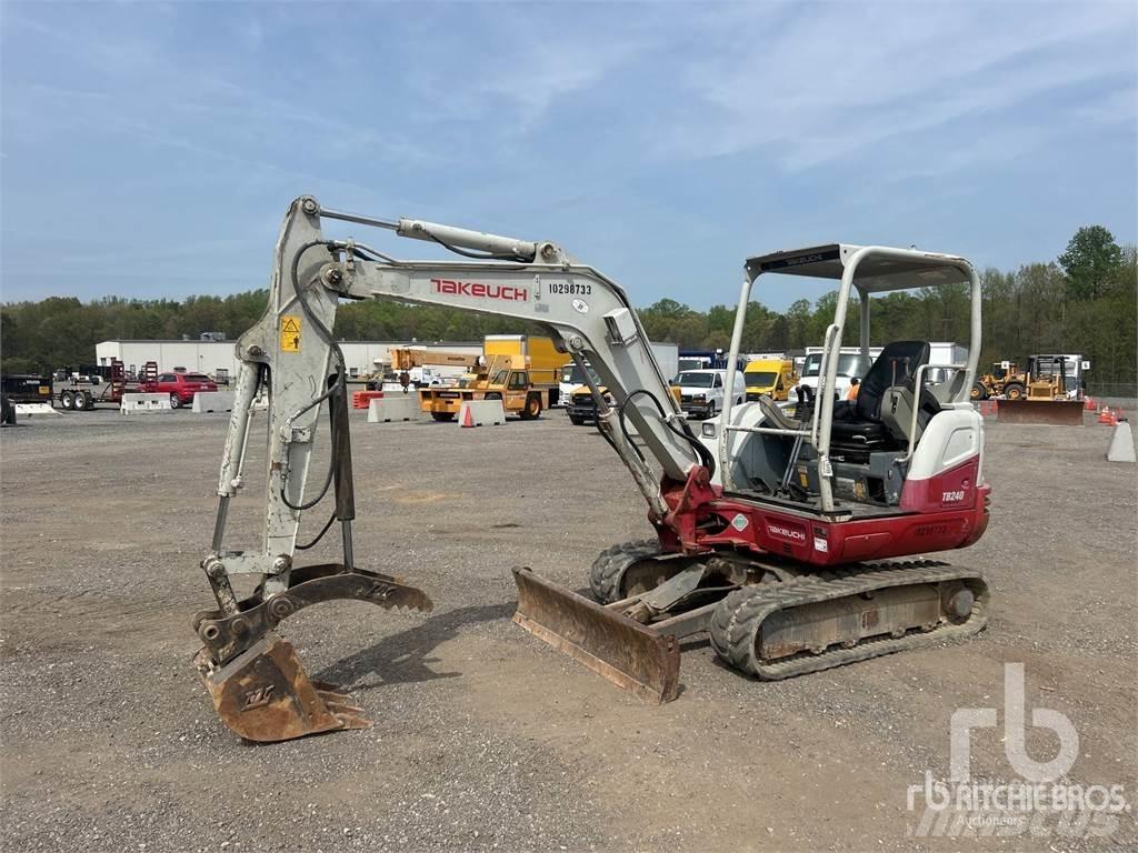 Takeuchi TB240 Mini ekskavatoriai < 7 t