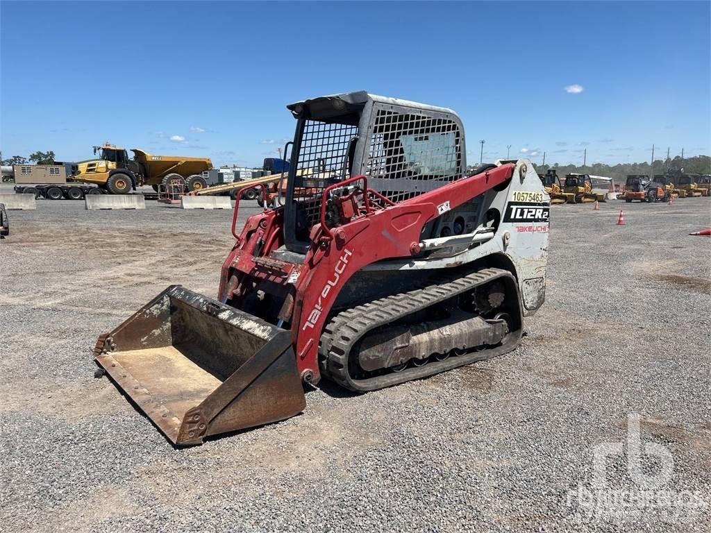 Takeuchi TL12R2 Krautuvai su šoniniu pasukimu