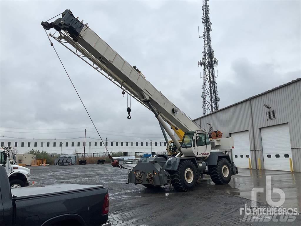 Terex RT780 Neapdoroto reljefo kranai