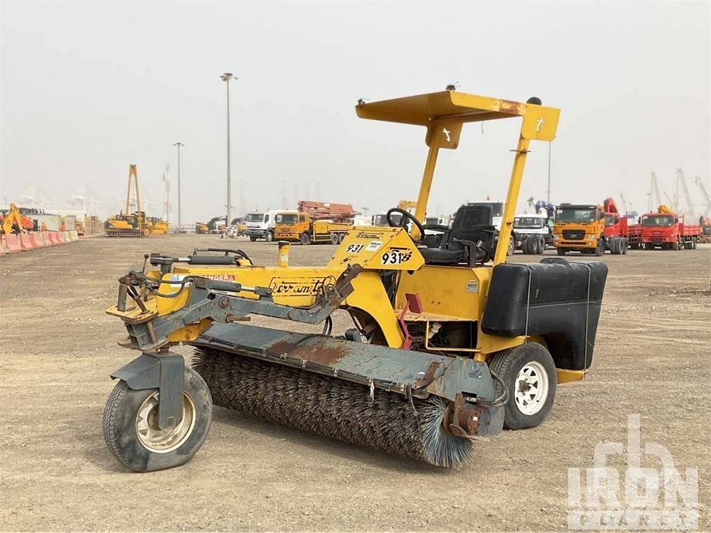 TERRAMITE TSS38 Vidaus šluotos