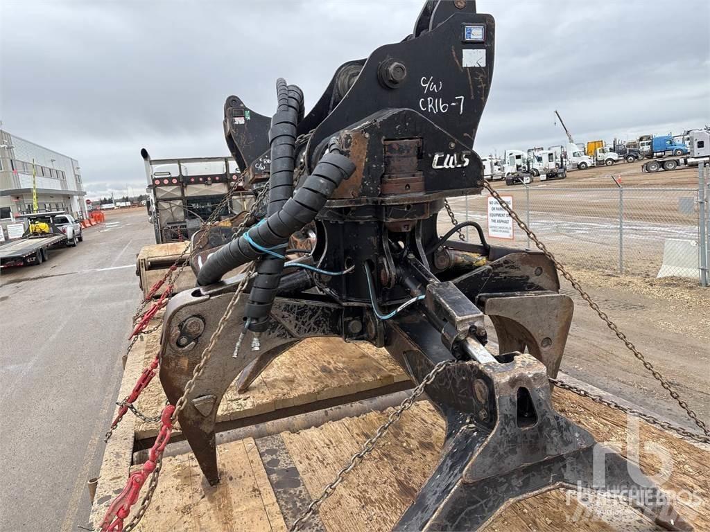 Tigercat 880 Strėliniai krautuvai