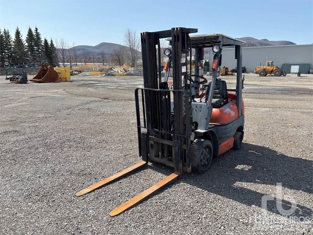Toyota 6FJCU25 Dyzeliniai krautuvai