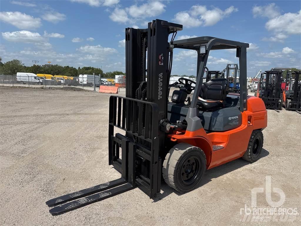 Toyota 7FDU35 Dyzeliniai krautuvai