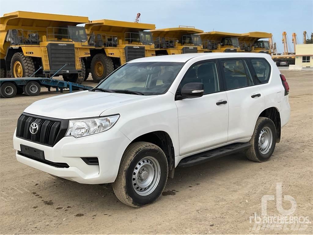 Toyota PRADO Pikapai / Bortiniai sunkvežimiai