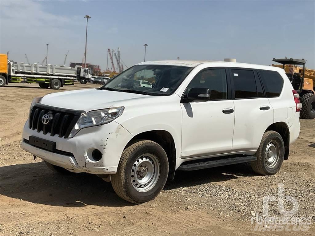 Toyota PRADO Pikapai / Bortiniai sunkvežimiai