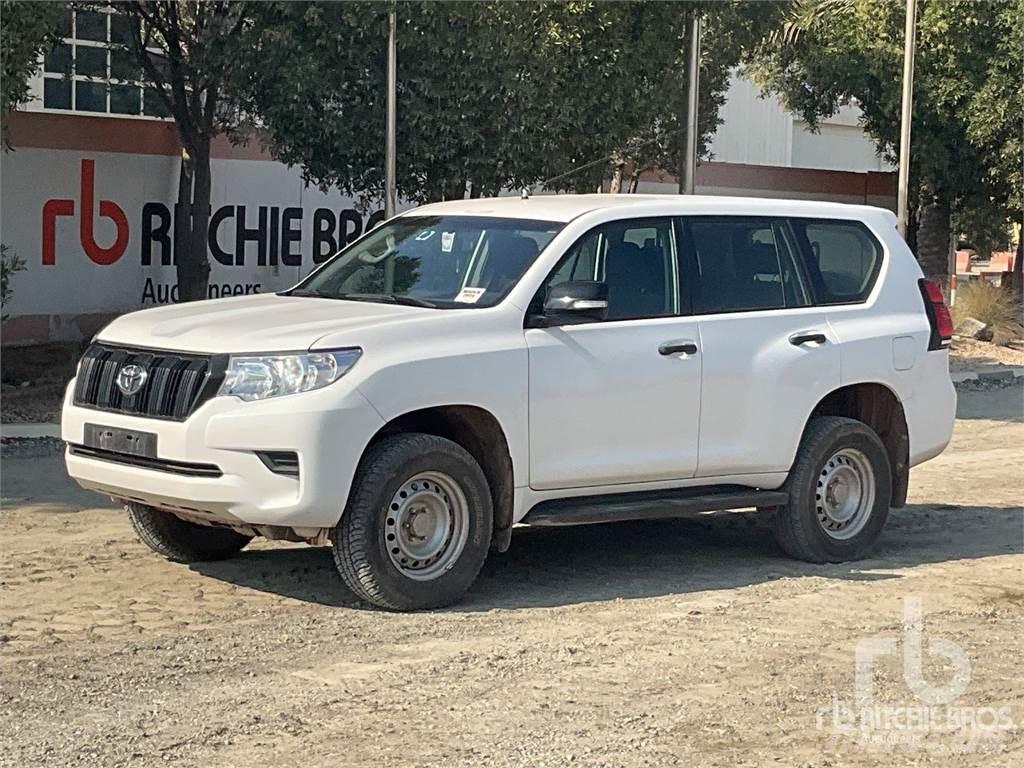 Toyota PRADO Pikapai / Bortiniai sunkvežimiai