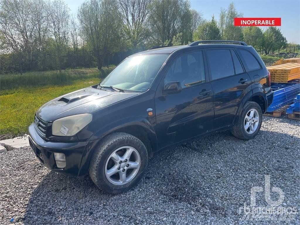 Toyota RAV4 Pikapai / Bortiniai sunkvežimiai