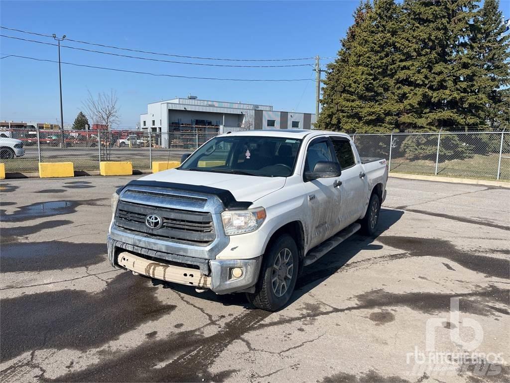 Toyota TUNDRA Pikapai / Bortiniai sunkvežimiai