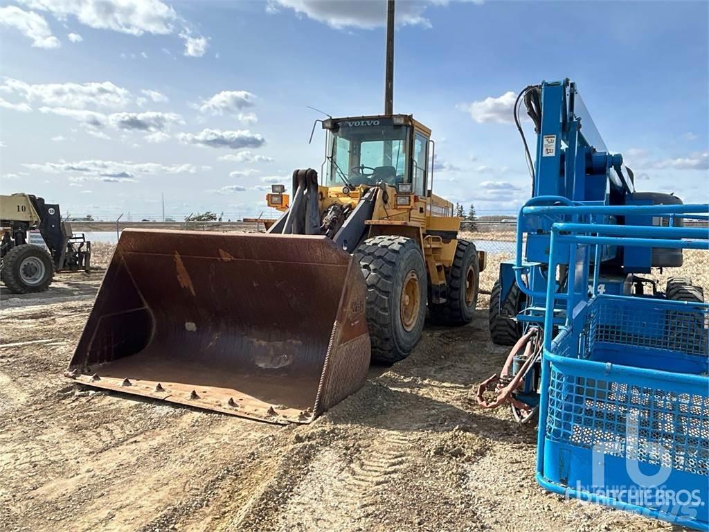 Volvo L120C Naudoti ratiniai krautuvai
