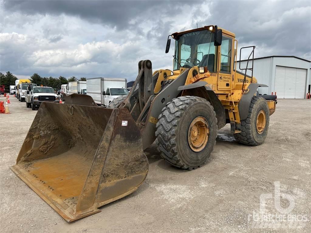Volvo L120E Naudoti ratiniai krautuvai
