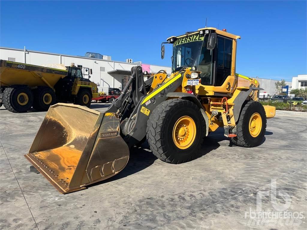 Volvo L70F Naudoti ratiniai krautuvai