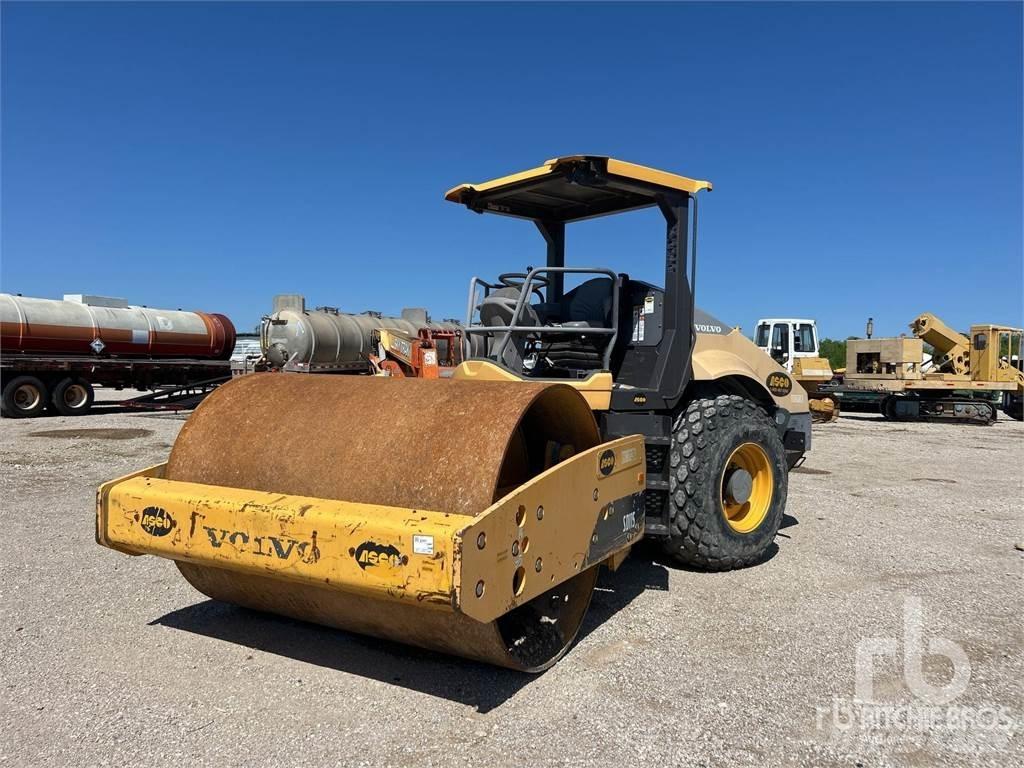 Volvo SD115 Gruntiniai volai