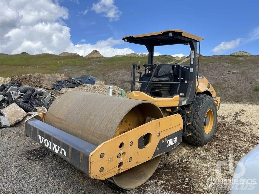 Volvo SD115B Gruntiniai volai