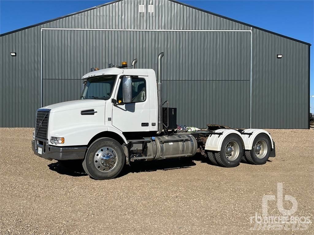 Volvo VHD Naudoti vilkikai