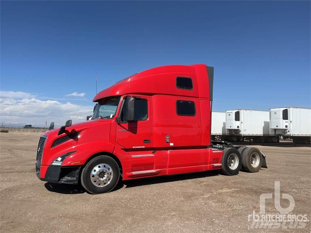 Volvo VNL Naudoti vilkikai