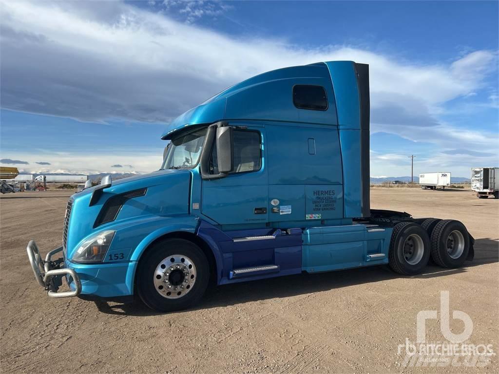 Volvo VNL Naudoti vilkikai