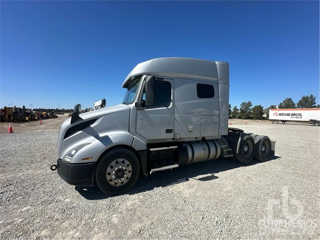 Volvo VNL Naudoti vilkikai
