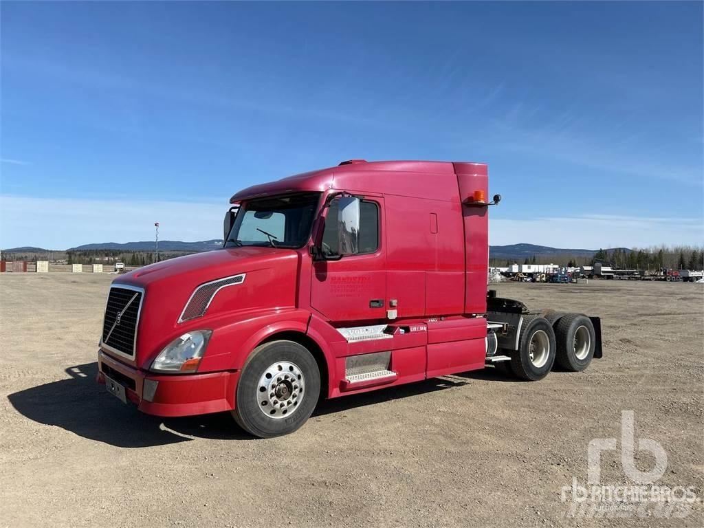 Volvo VNL Naudoti vilkikai