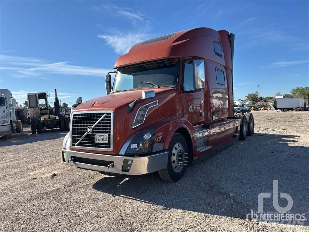 Volvo VNL Naudoti vilkikai