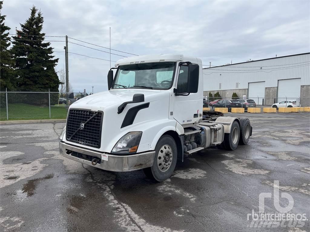 Volvo VNL Naudoti vilkikai