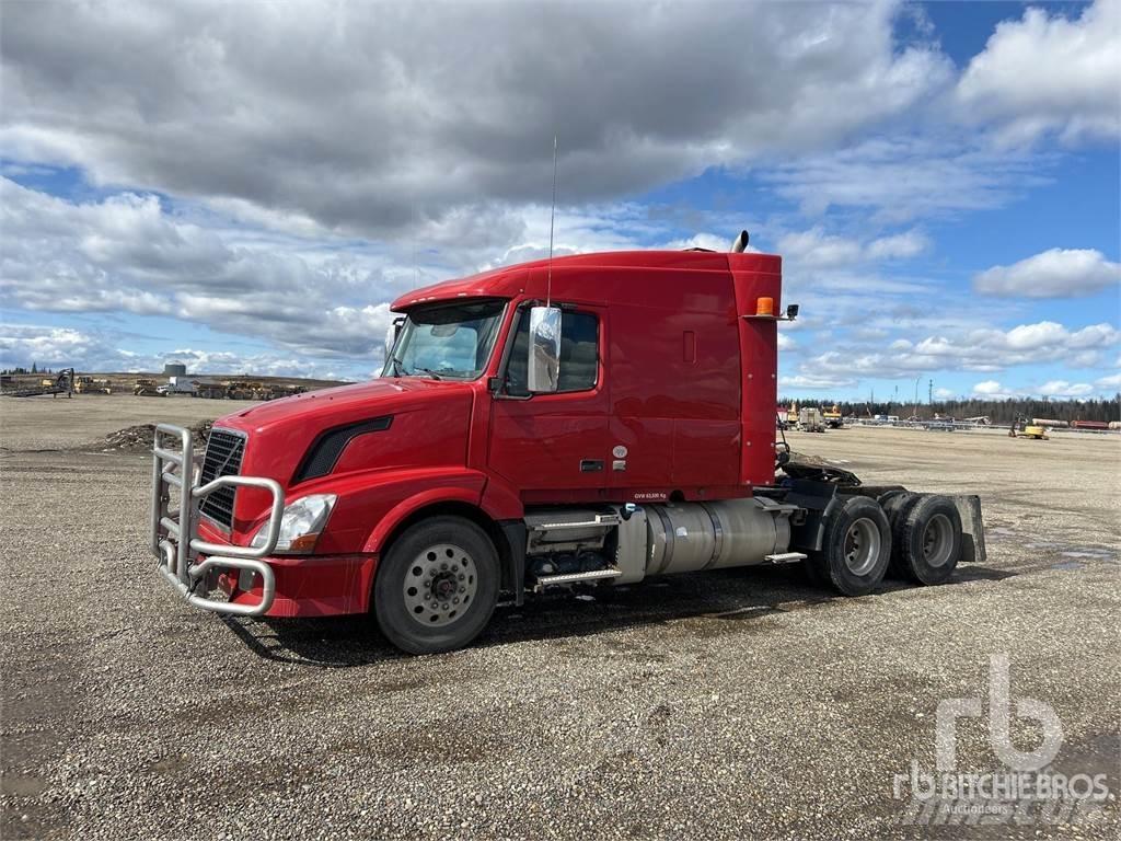 Volvo VNL Naudoti vilkikai