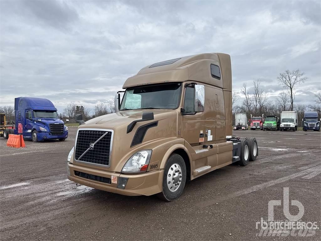 Volvo VNL Naudoti vilkikai