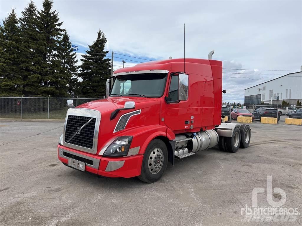 Volvo VNL Naudoti vilkikai