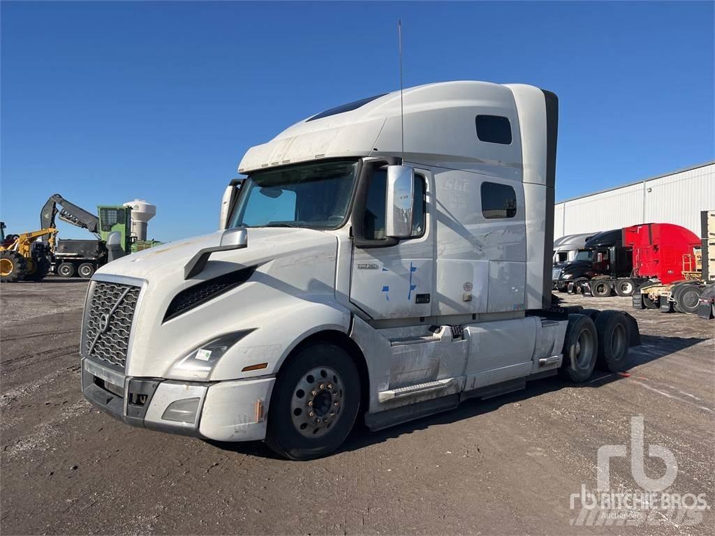 Volvo VNL Naudoti vilkikai