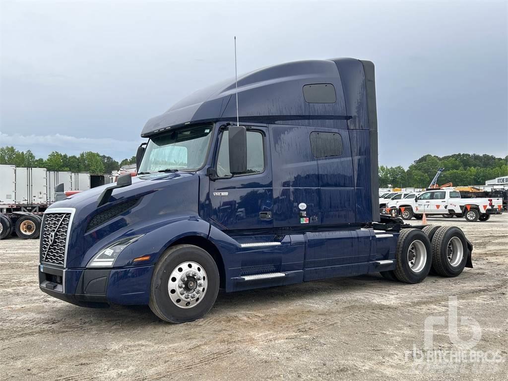 Volvo VNL Naudoti vilkikai