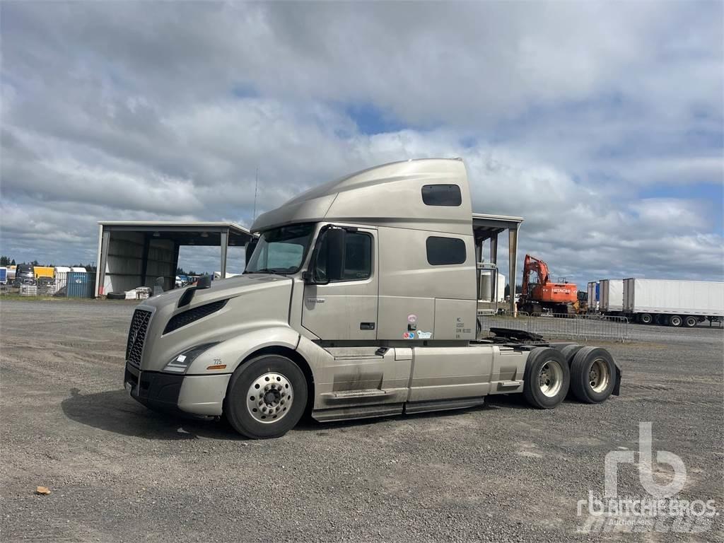 Volvo VNL Naudoti vilkikai