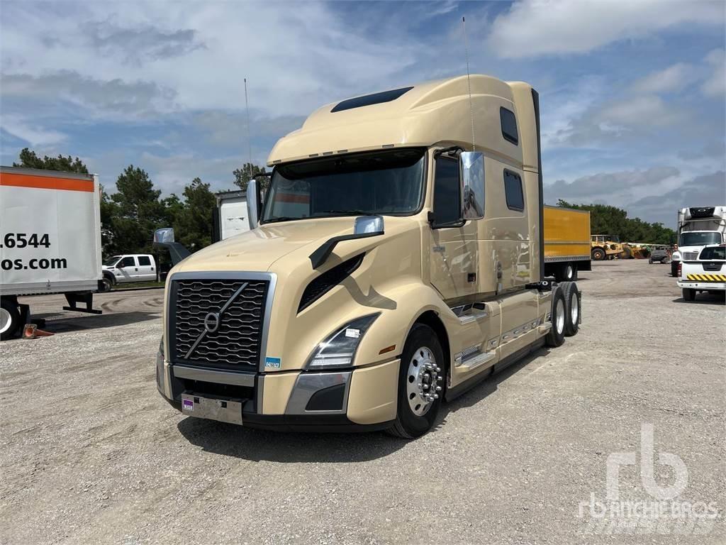 Volvo VNL Naudoti vilkikai