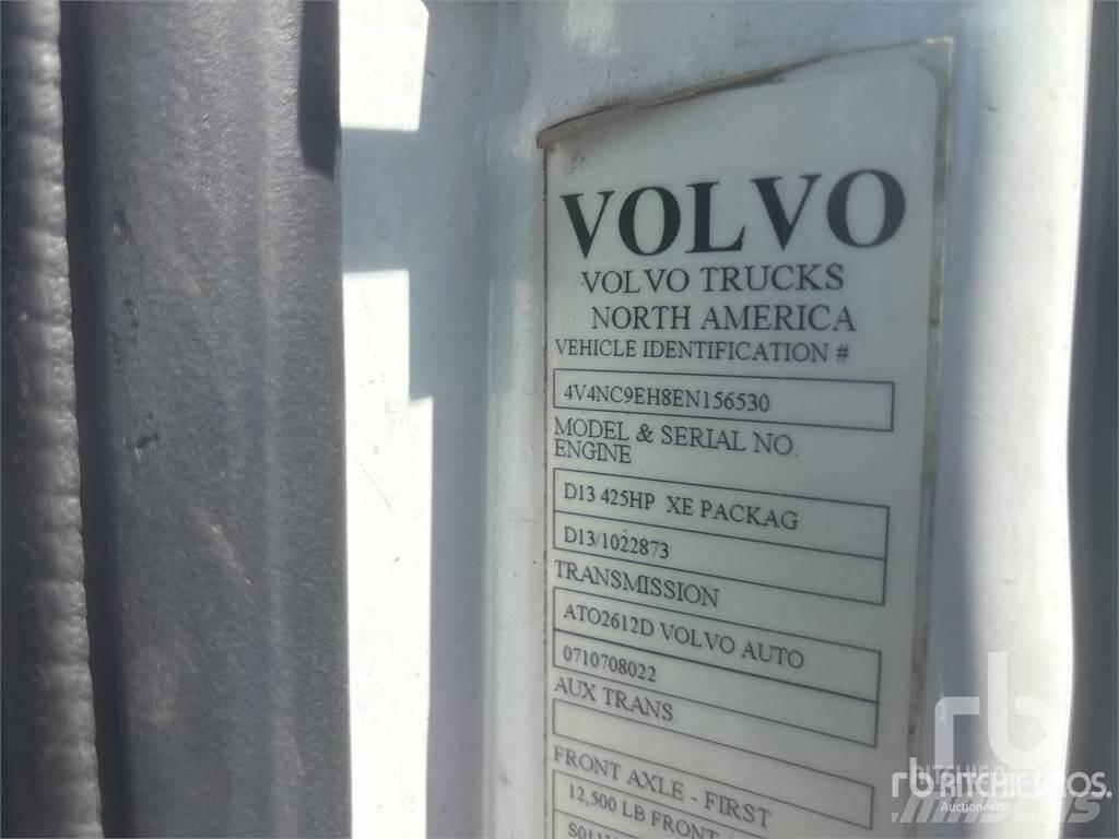 Volvo VNL Naudoti vilkikai