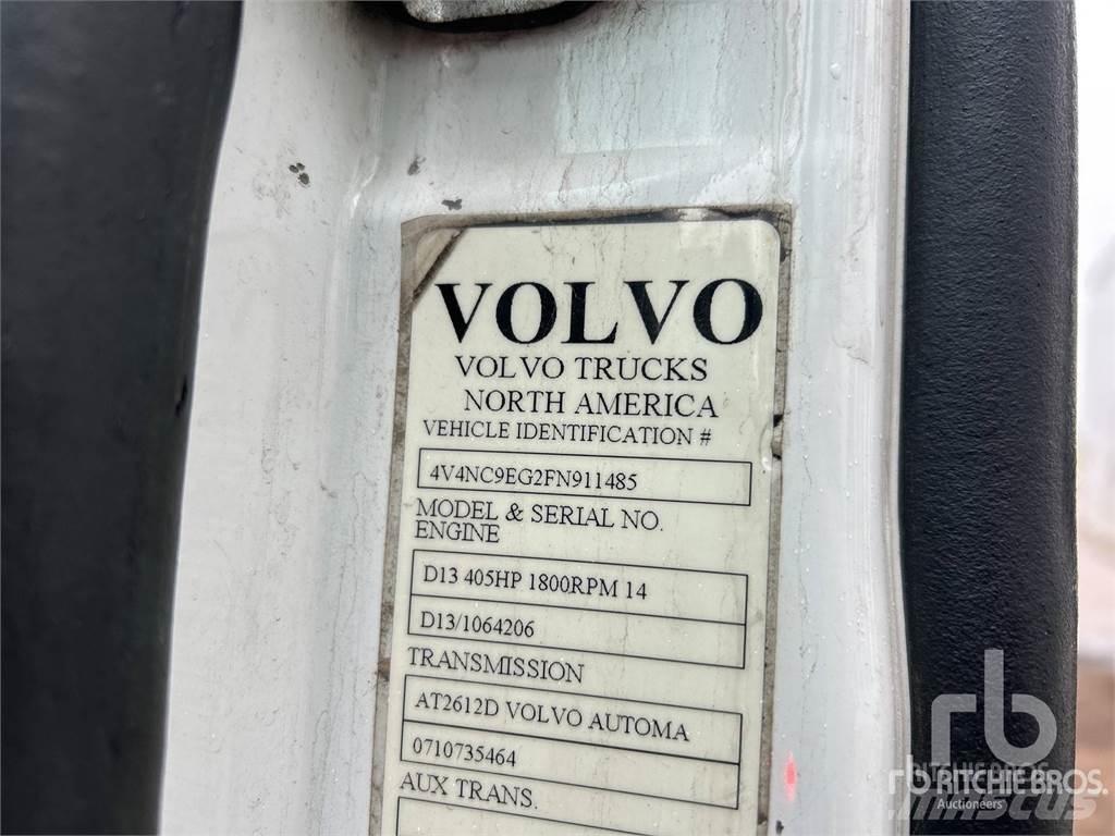 Volvo VNL64 Naudoti vilkikai
