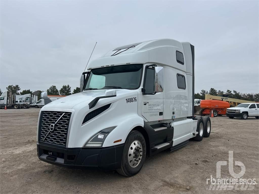 Volvo VNL670 Naudoti vilkikai