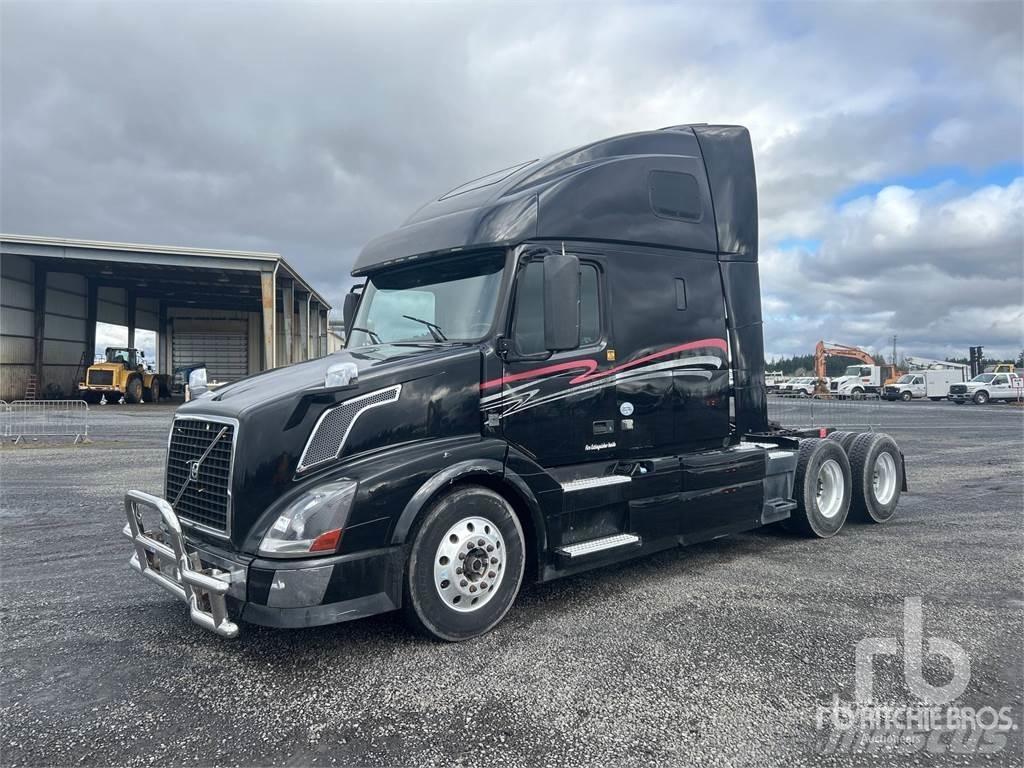 Volvo VNL670 Naudoti vilkikai