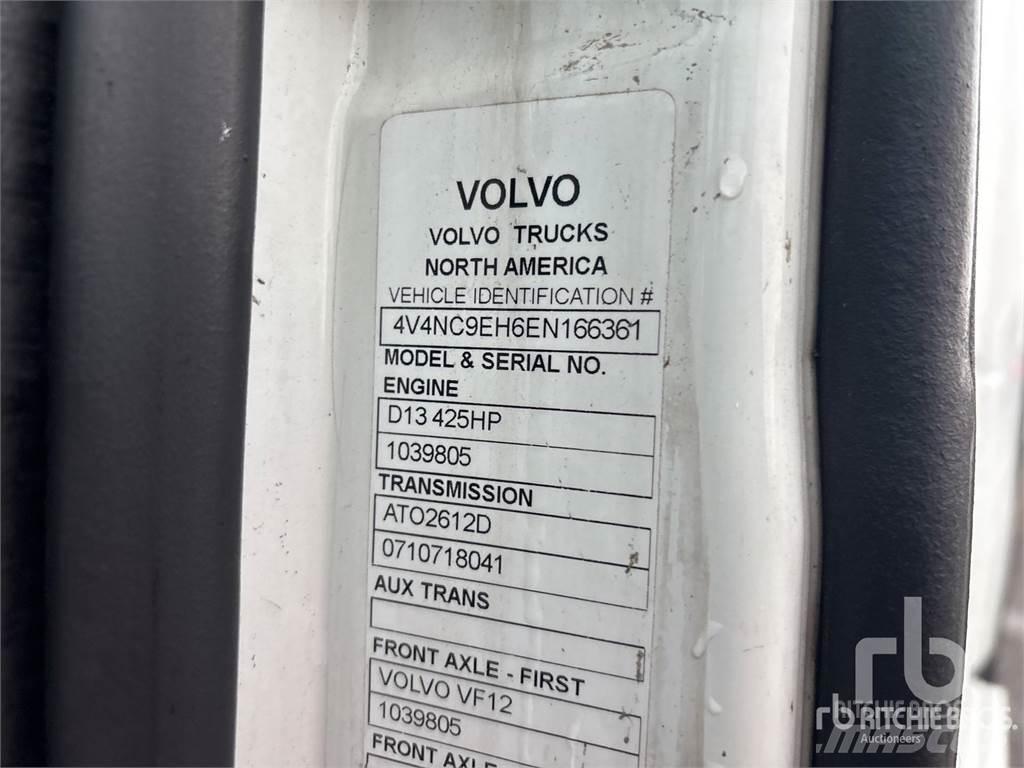 Volvo VNL670 Naudoti vilkikai