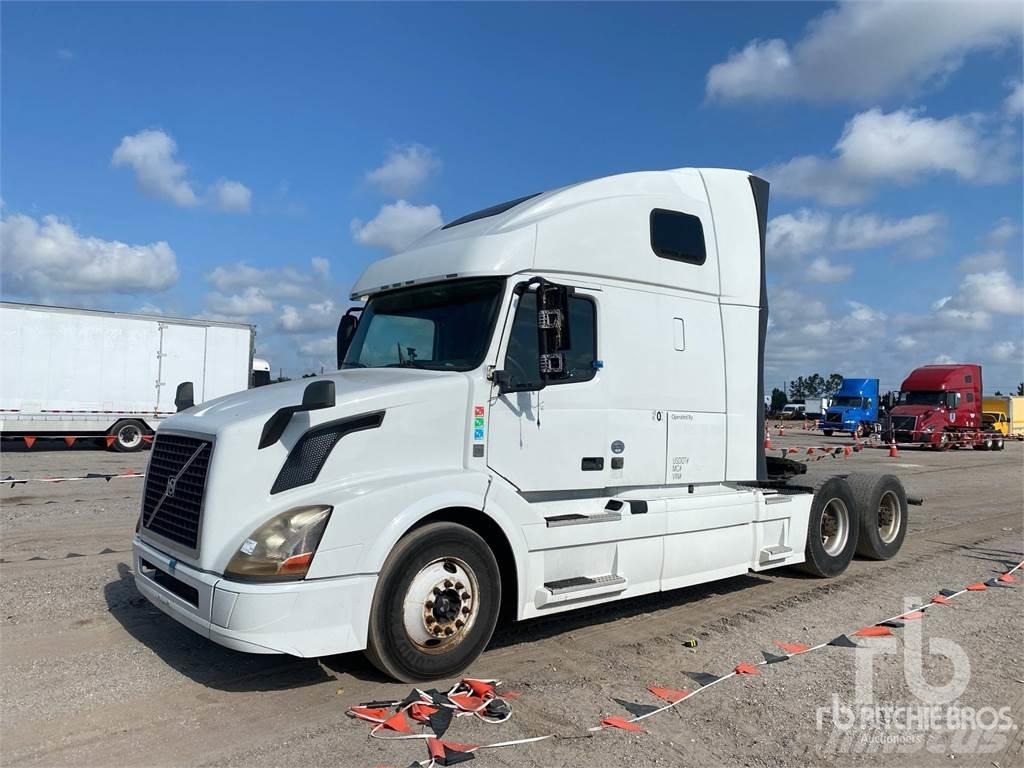 Volvo VNL670 Naudoti vilkikai