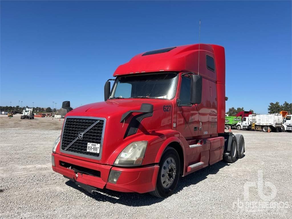 Volvo VNL670 Naudoti vilkikai