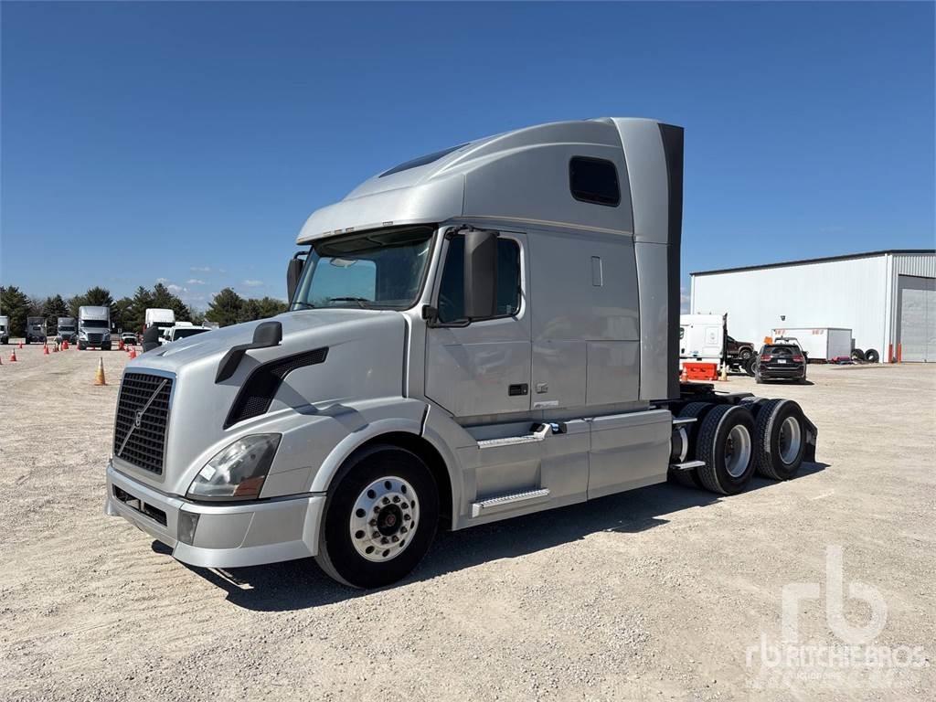 Volvo VNL670 Naudoti vilkikai