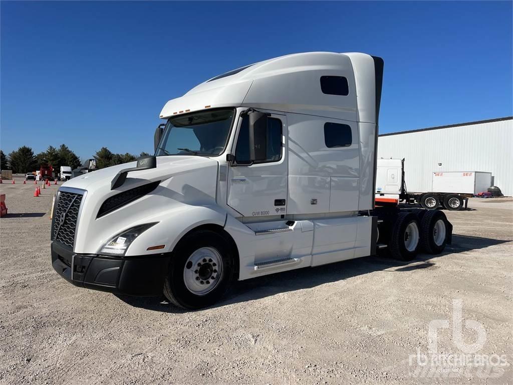 Volvo VNL760 Naudoti vilkikai