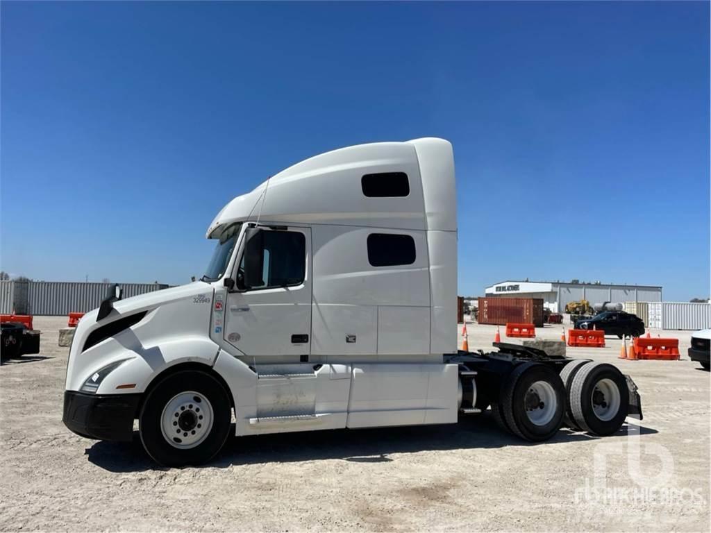 Volvo VNL760 Naudoti vilkikai