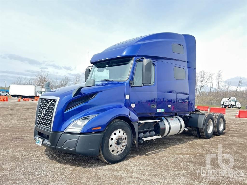 Volvo VNL760 Naudoti vilkikai
