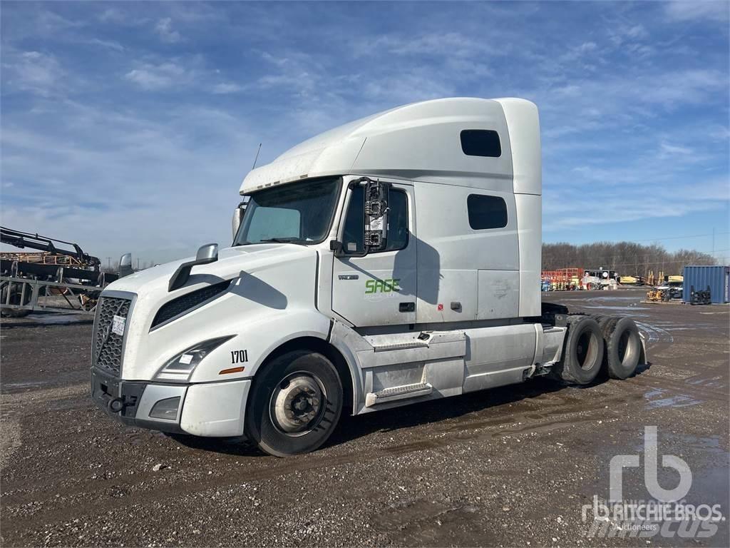 Volvo VNL760 Naudoti vilkikai